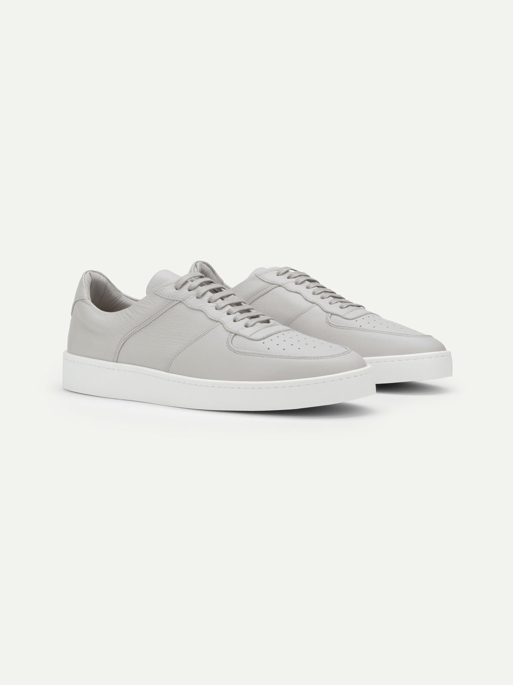 Zapatilla Cannes Gris Clásico (Cuero)