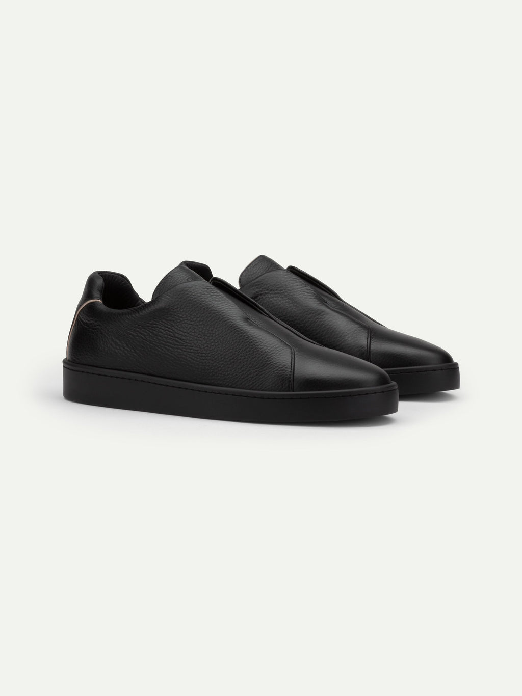 Zapatilla Cannes Negro Intenso