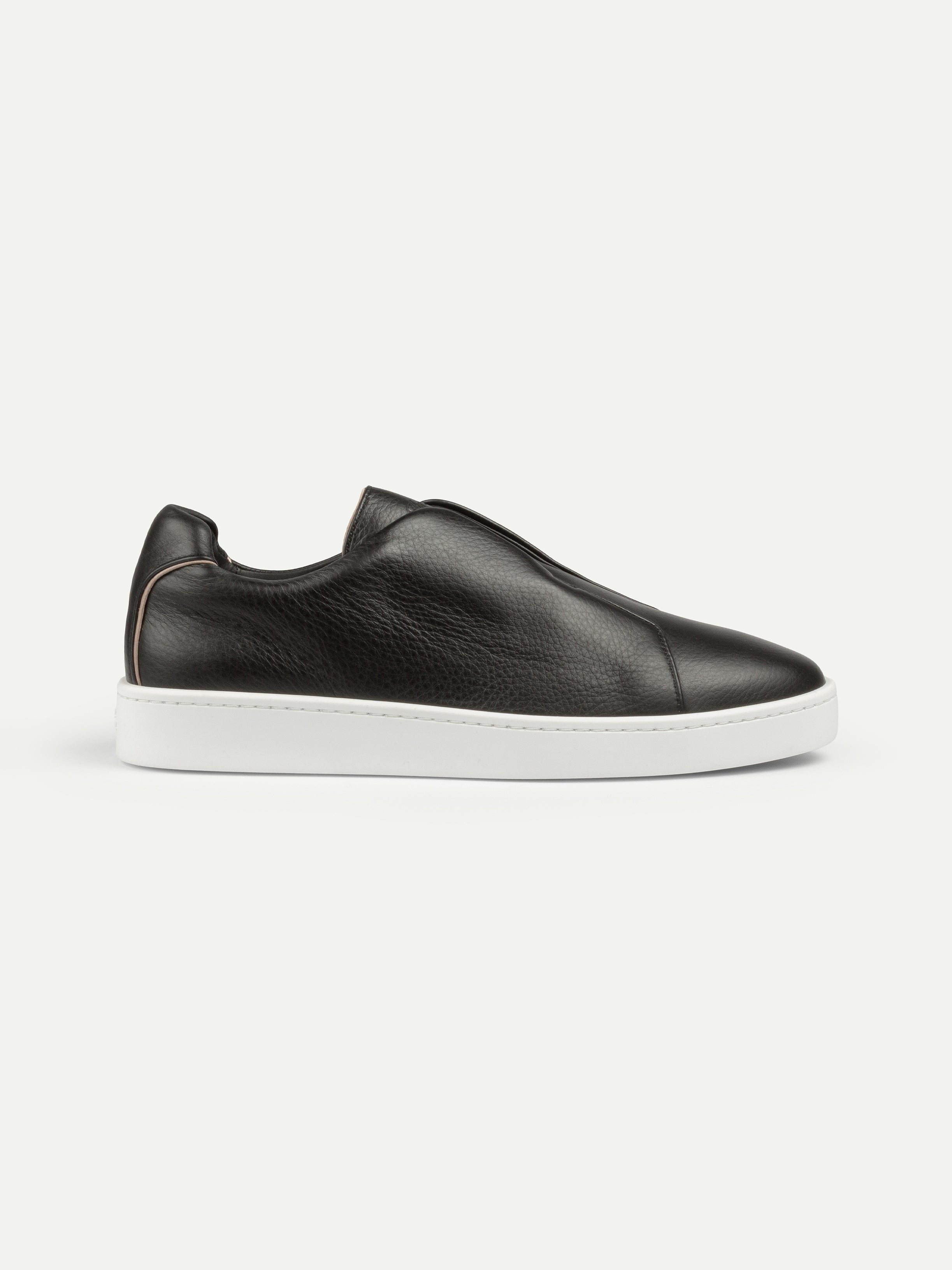 Zapatilla Cannes Negro