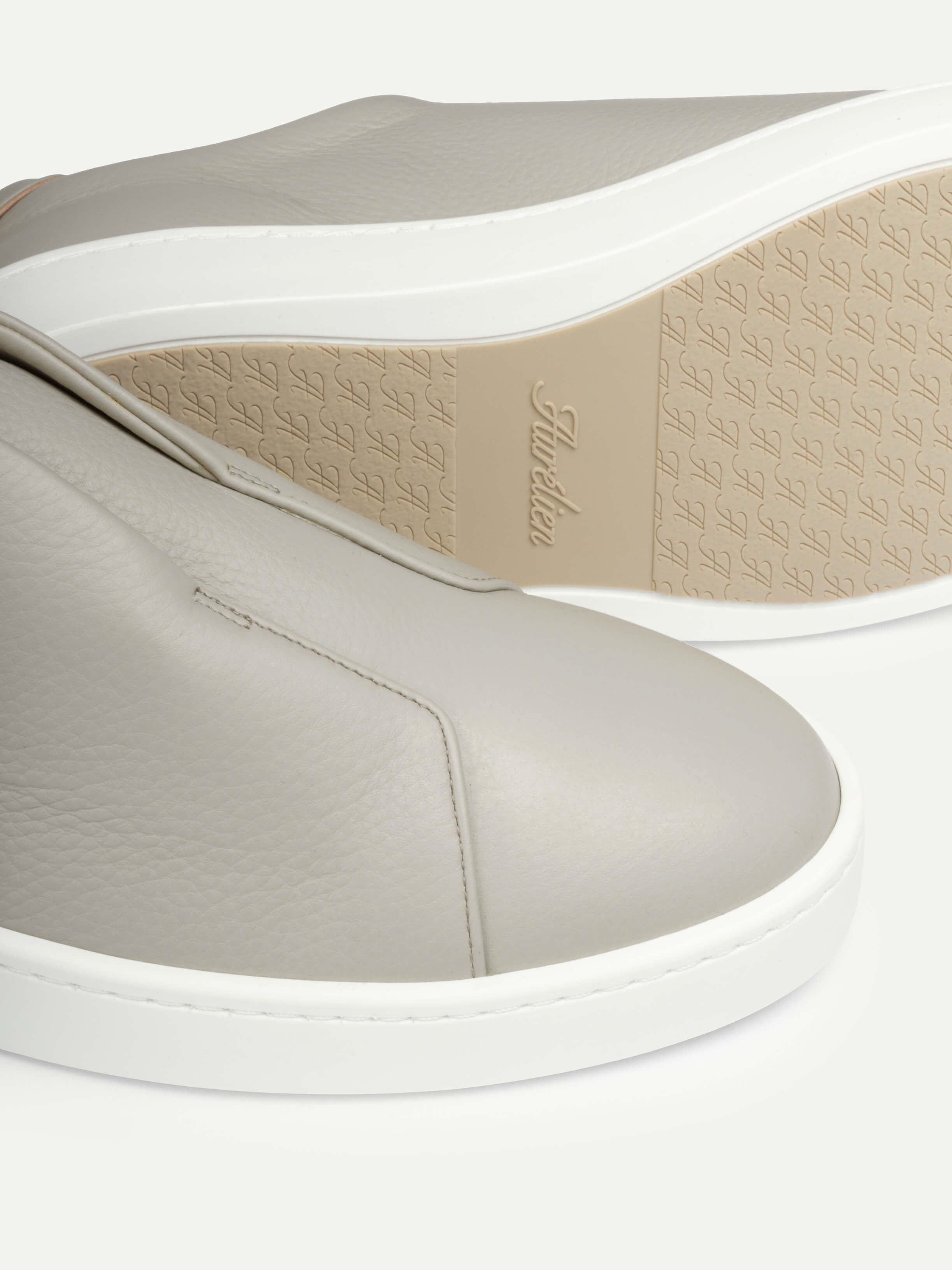 Zapatilla Cannes Gris Claro