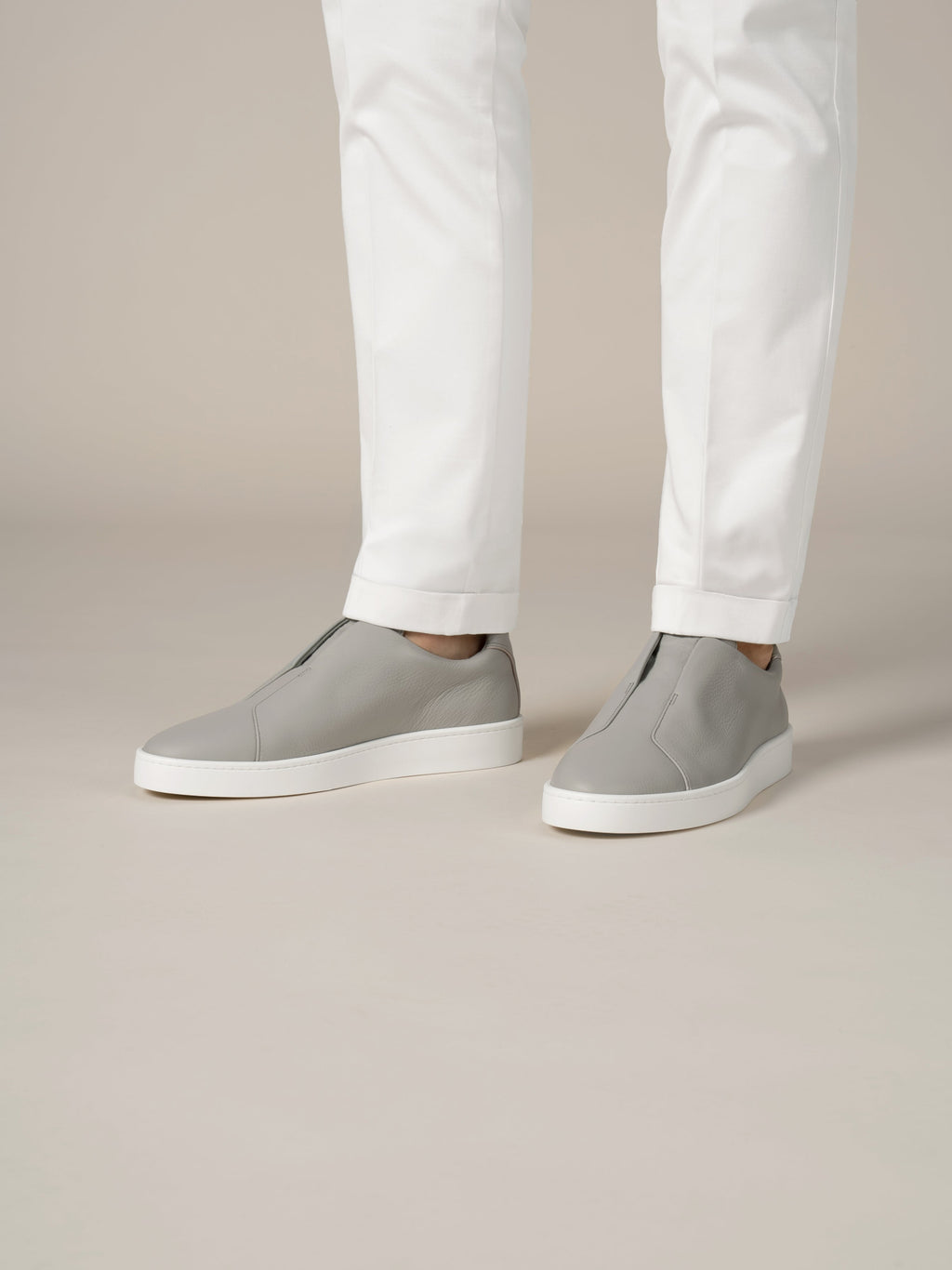 Zapatilla Cannes Gris Claro