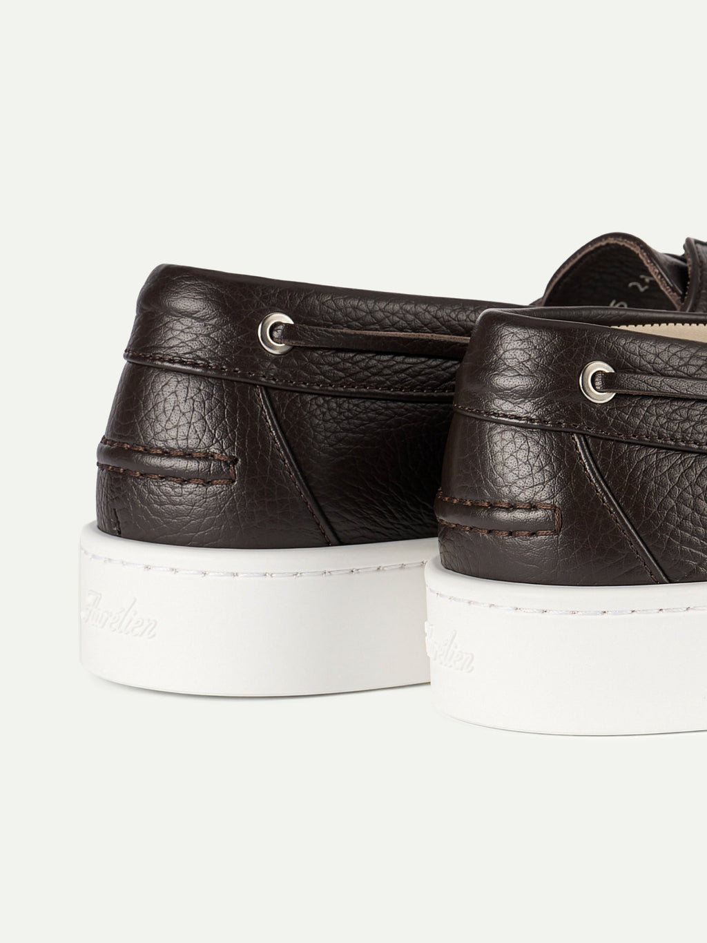 Zapatilla Porto Marrón