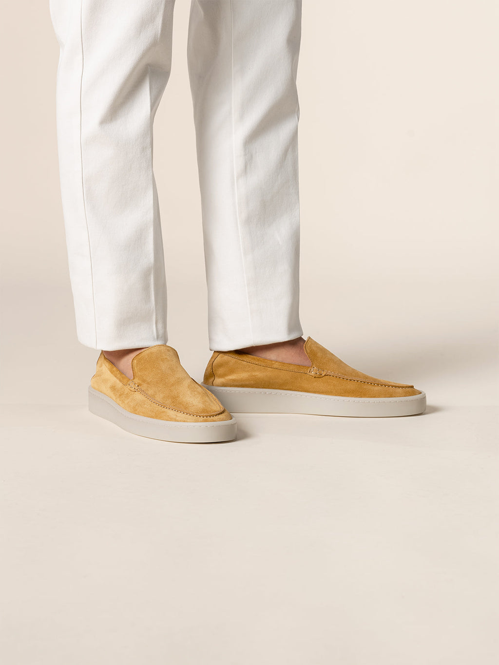 Slip-on Paseo Azafrán (Ante)