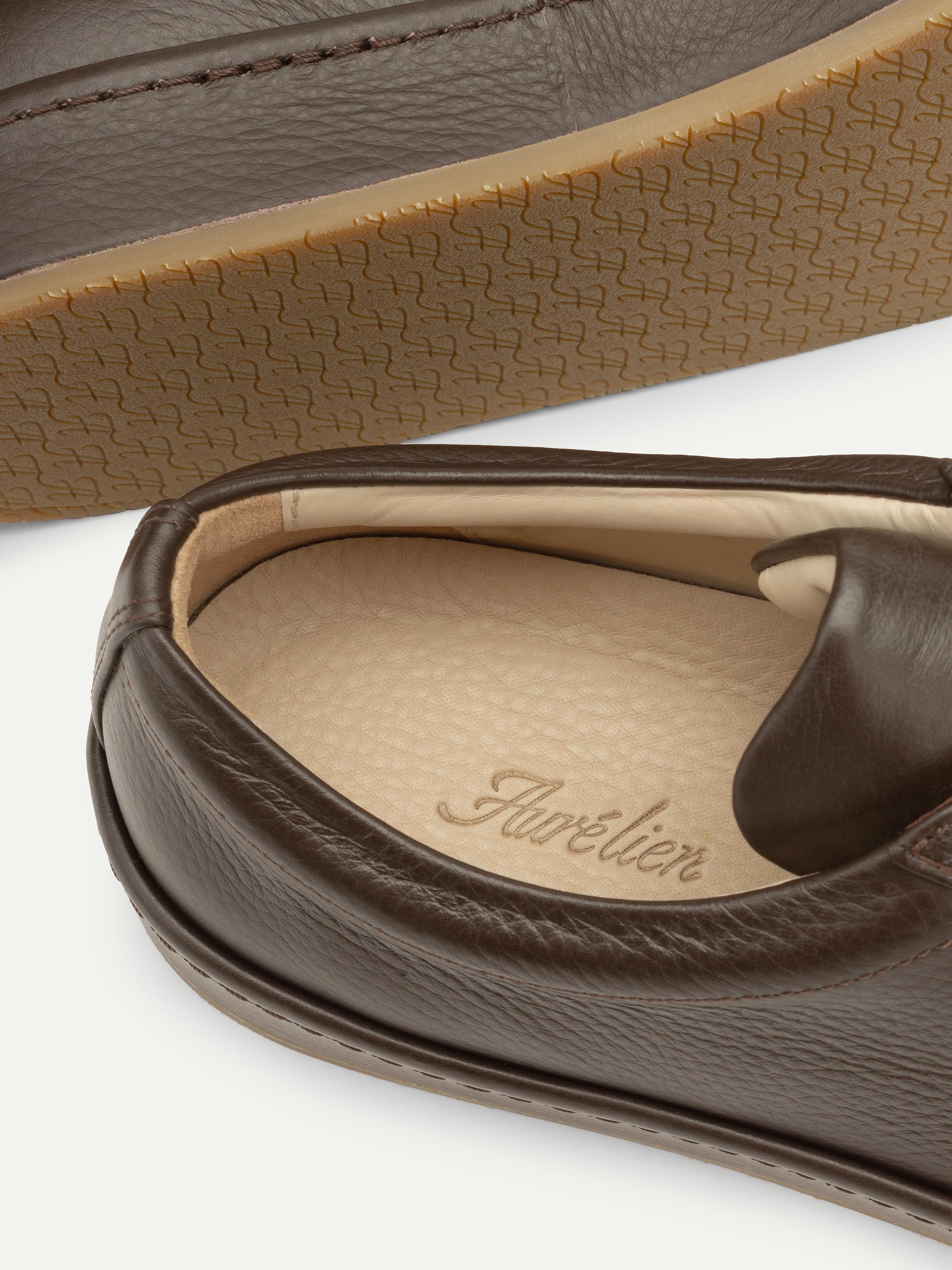 Zapatilla Vela Marrón