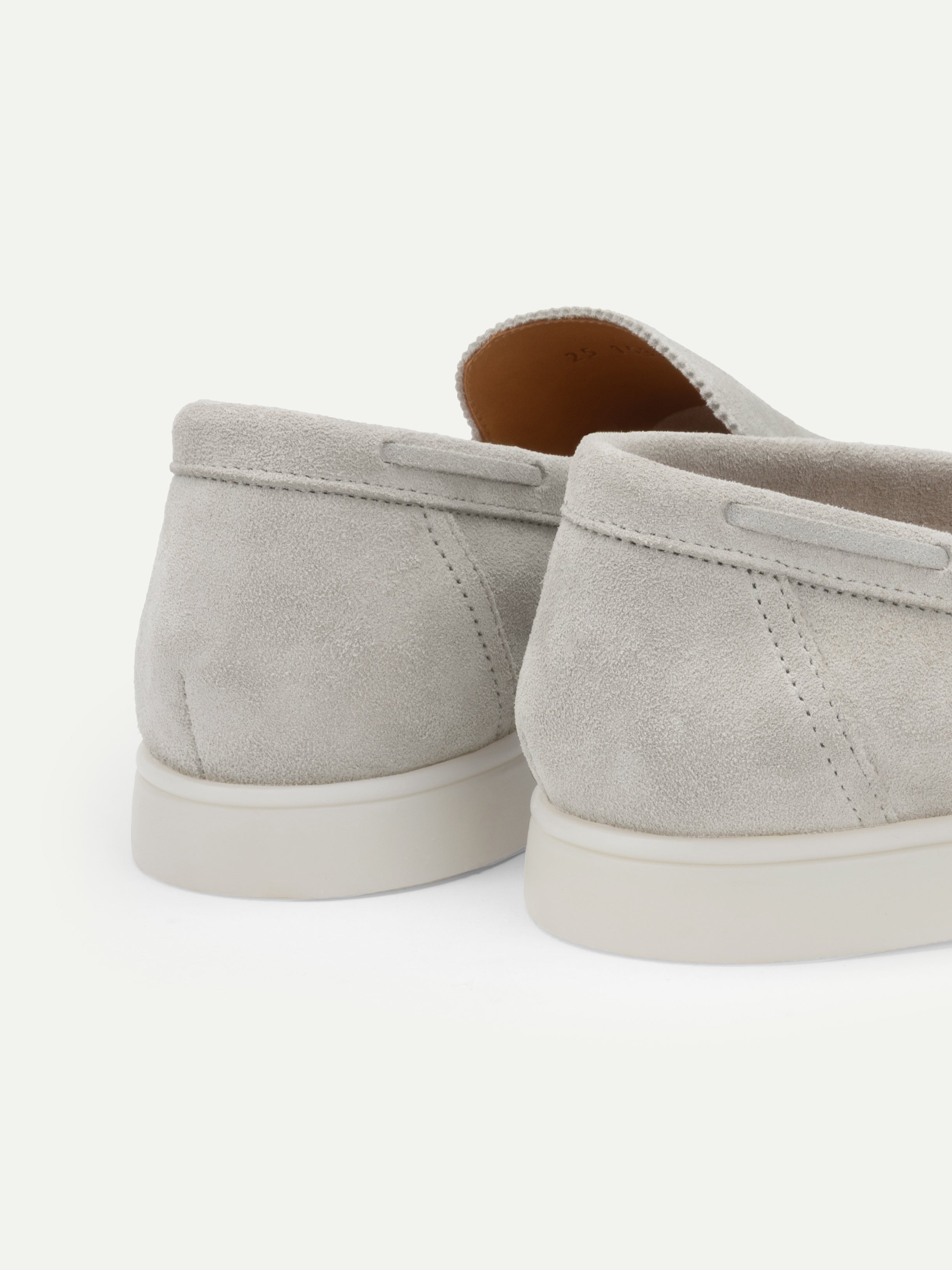 Mocasín Riviera Gris Clásico (Ante)