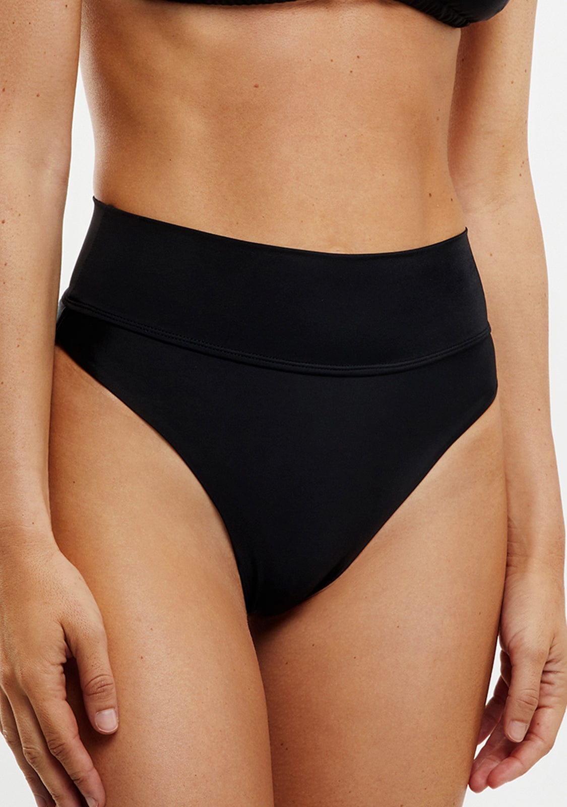 Bikini Bottom Black Manami