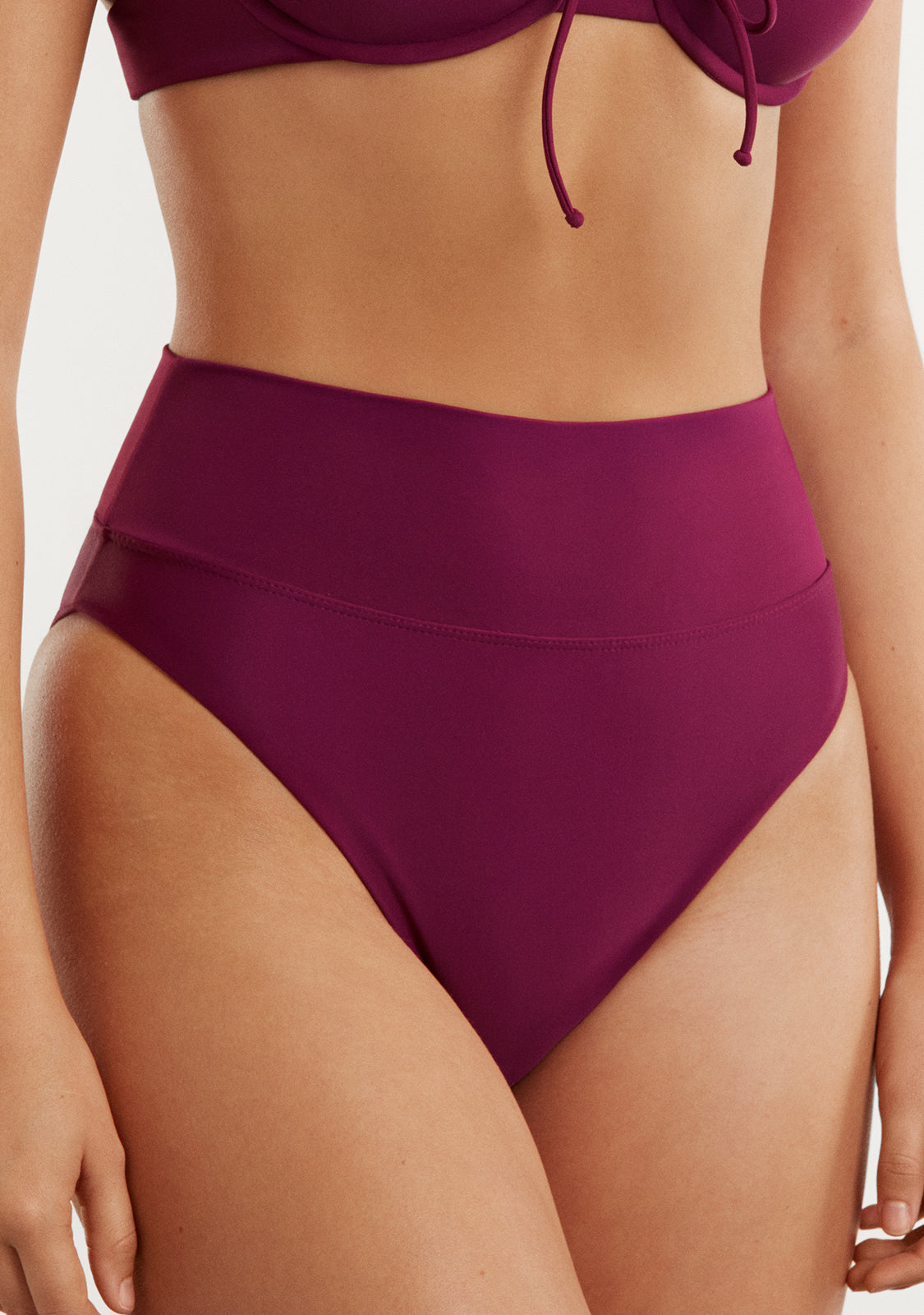 Bikini Bottom Wine Manami Classic
