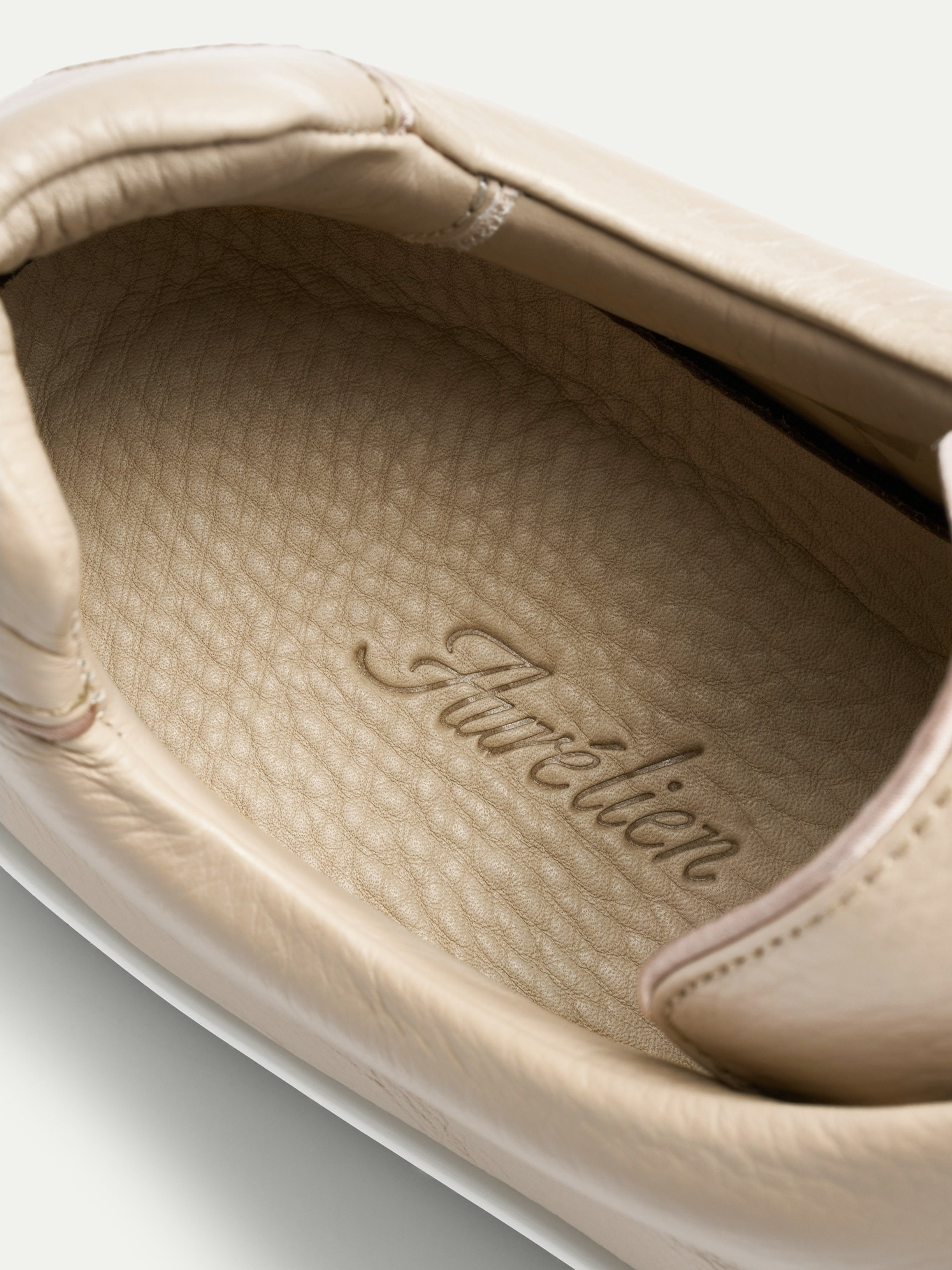 Zapatilla Cannes Beige Claro (Cuero)