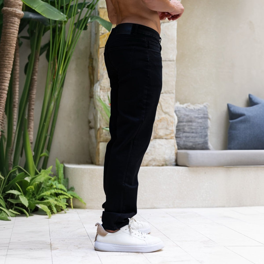 Ultra Stretch Straight Jeans - Black